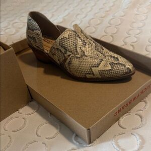 Lucky Brand Beige Snake Pattern Loafers